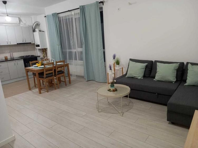 Apartament cu 2 camere semidecomandat, mobilat în Lujerului