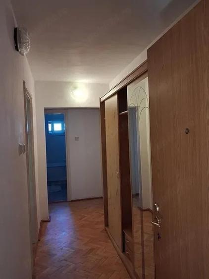 Apartament cu 2 camere decomandat în Bucovina