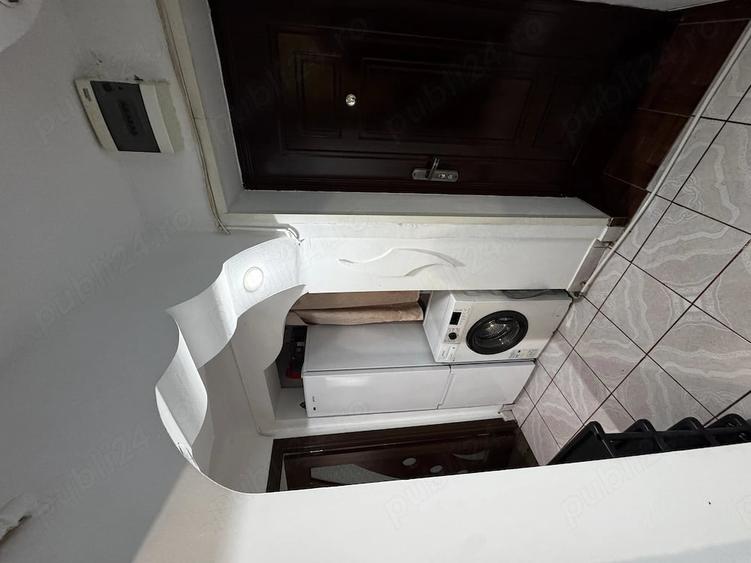 Apartament cu 2 camere decomandat în 9 Mai