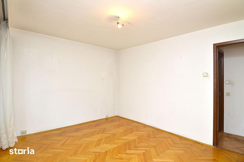 Apartament cu 3 camere decomandat în Centrul Civic