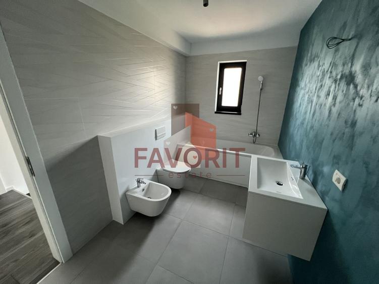 Duplex cu 5 camere cu Canalizare în Chișoda
