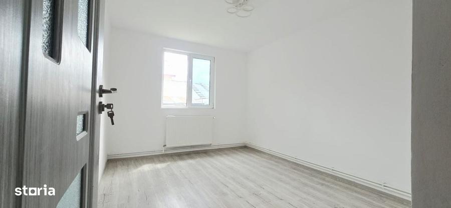 Casă cu 4 camere în Lunca Cetățuii