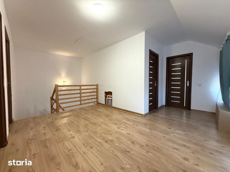Casă cu 5 camere cu Teren 380 Mp în Giarmata