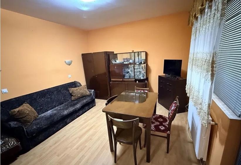 Apartament decomandat, etajul 1, garaj individual, strada Stejarului - 3
