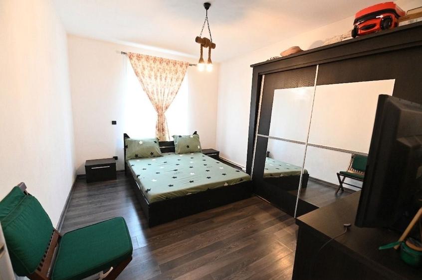 Doua case de vanzare in Carcea | 1.066 mp teren | 0% Comision - 8