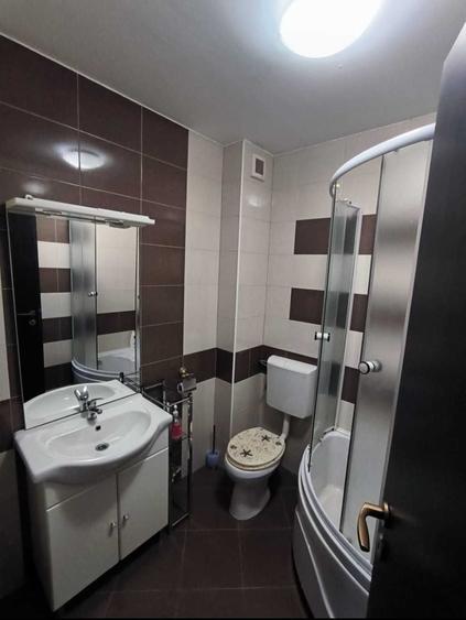Apartament cu 2 camere semidecomandat în Exterior Vest