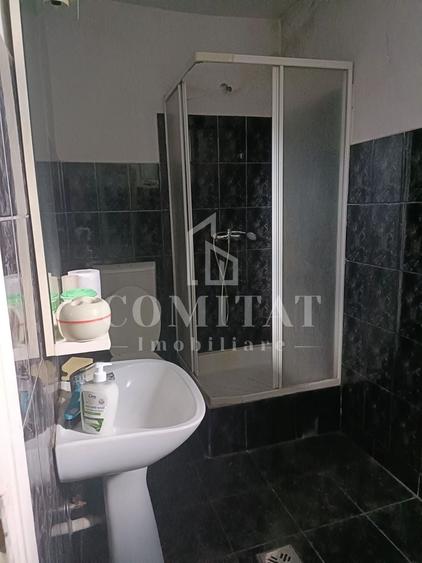 Casă individuală cu 5 camere cu Canalizare în Apahida