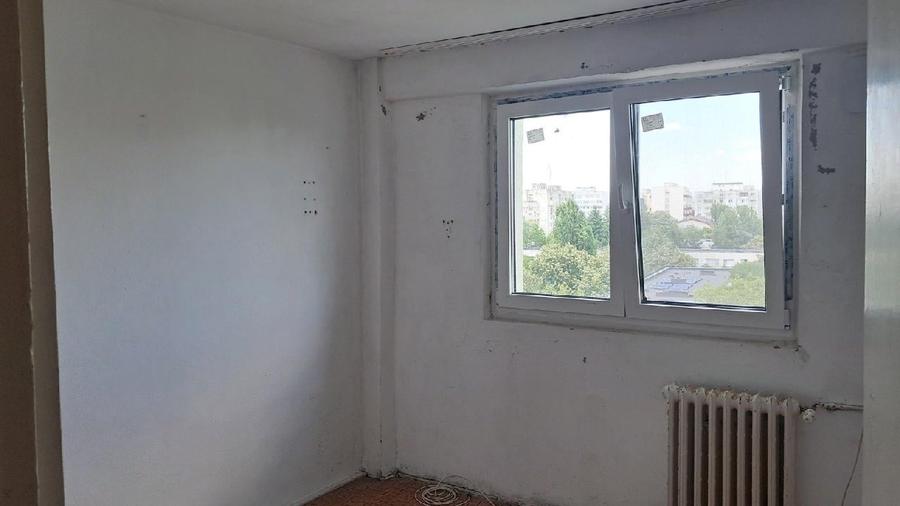 Apartament cu 2 camere semidecomandat în Sud