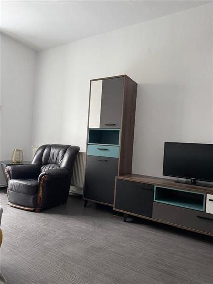 Apartament cu 2 camere decomandat, mobilat în Centru Civic