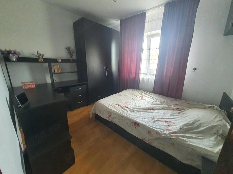 Apartament cu 2 camere semidecomandat în Girocului