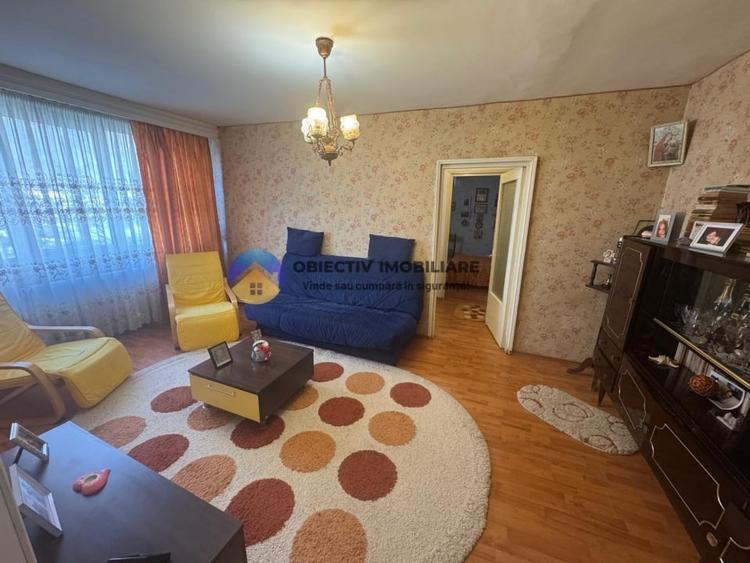 Apartament cu 2 camere semidecomandat, mobilat în Dărmănești