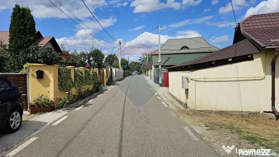 Casă cu 7 camere cu Teren 1700 Mp în Lisaura