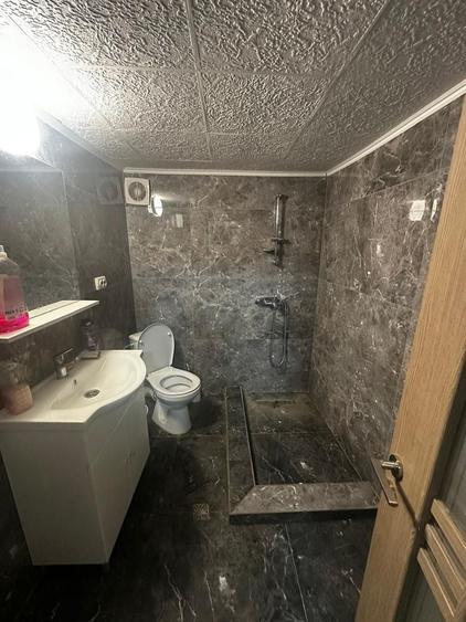 Casă individuală cu 8 camere cu Canalizare în Sălaj
