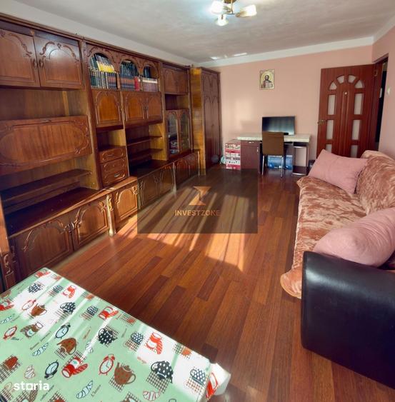 Apartament cu 3 camere decomandat în Lotus