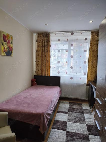 Apartament cu 3 camere decomandat în Ultracentral