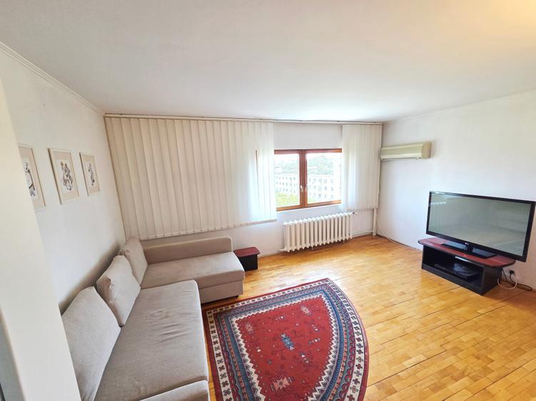 Apartament cu 3 camere decomandat, mobilat în Octavian Goga