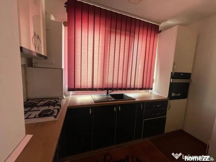 Apartament cu 2 camere semidecomandat în 1 Mai