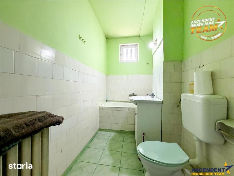 Apartament cu 3 camere, mobilat în Simeria