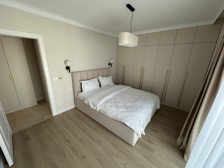 Apartament cu 2 camere decomandat în Lipovei