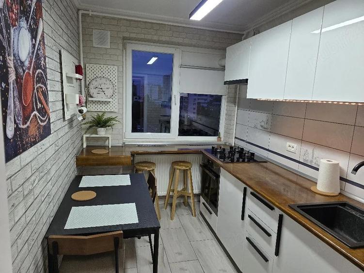 Apartament cu 2 camere semidecomandat, mobilat în Drumul Taberei
