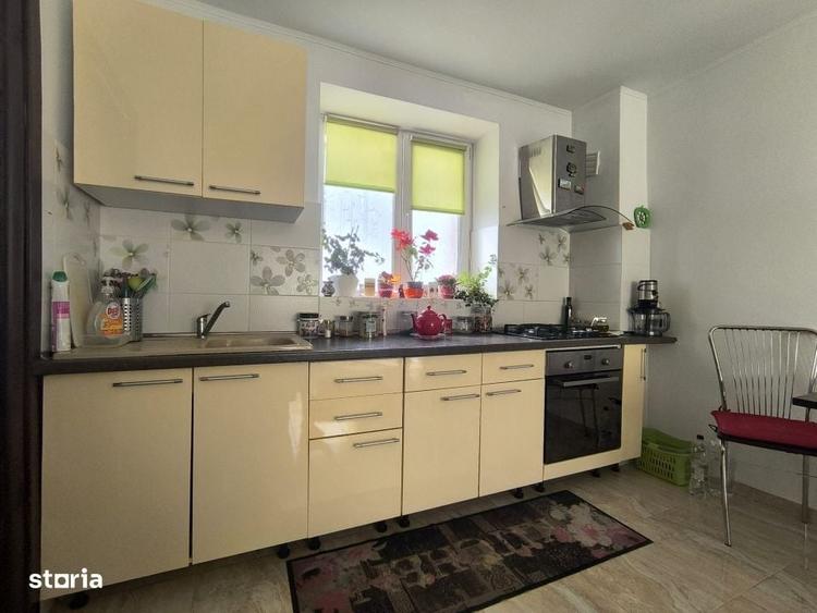 Casă cu 3 camere în Sânnicoară