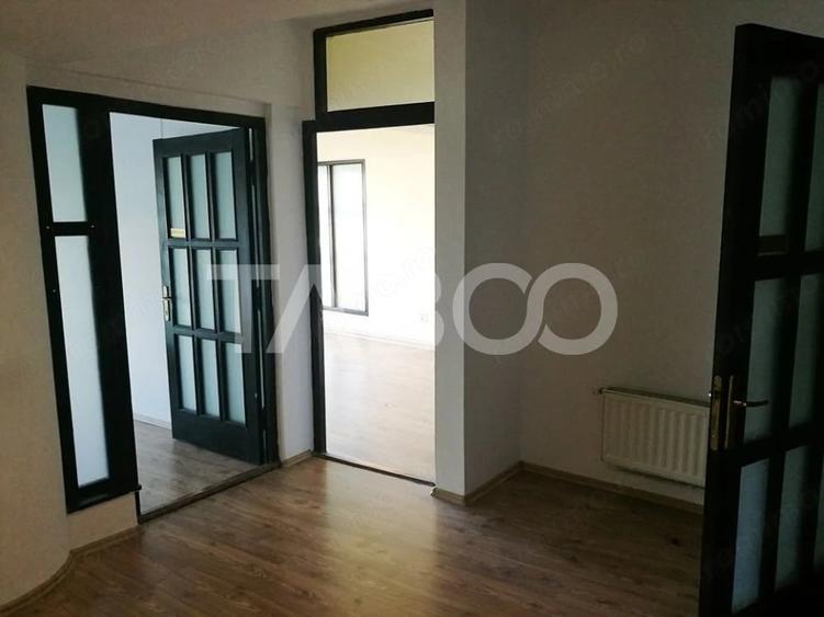 Spațiu comercial, de 268 mp, în Central
