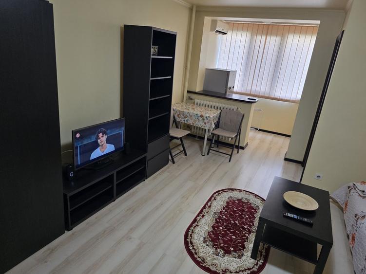 Garsonieră decomandată în Drumul Taberei