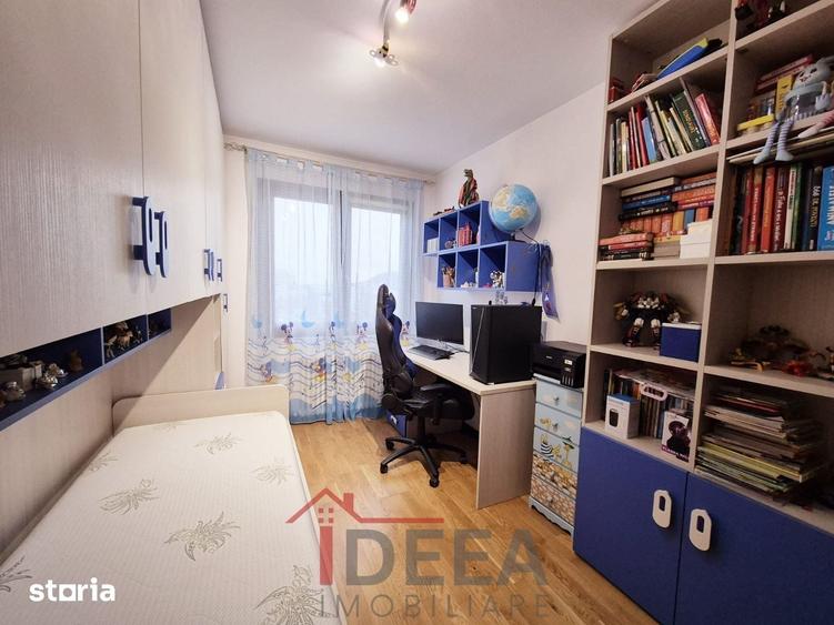 Apartament cu 3 camere decomandat în Ultracentral