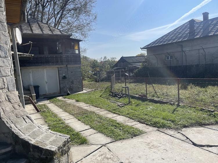 Casă cu 3 camere cu Teren 3284 Mp în Moțăieni