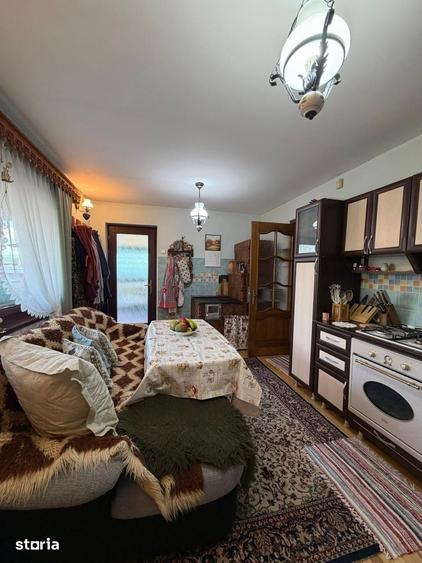 Casă cu 4 camere cu Teren 1141 Mp în Cașin