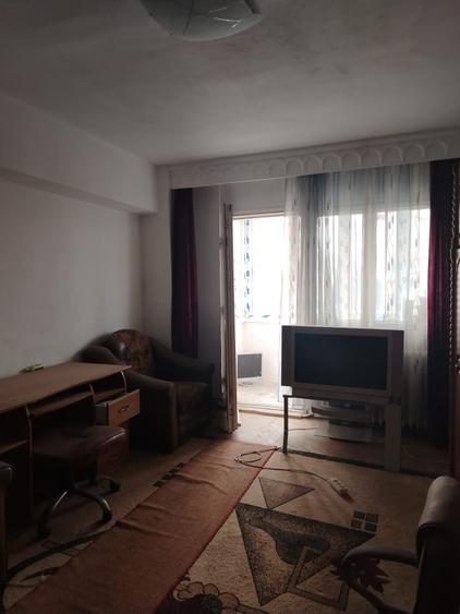 Apartament cu 2 camere decomandat în Sud