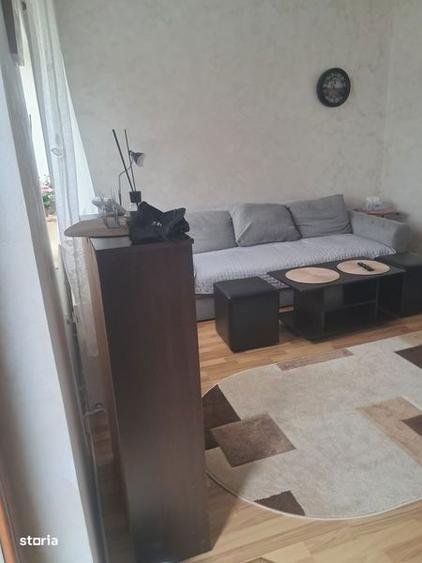 Casă cu 3 camere cu Teren 80 Mp în Vlădești