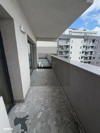 Apartament cu 3 camere în Mihai Bravu