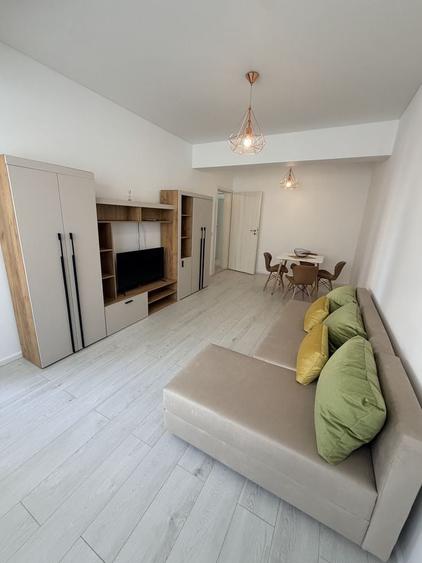 Apartament cu 2 camere decomandat în Berceni