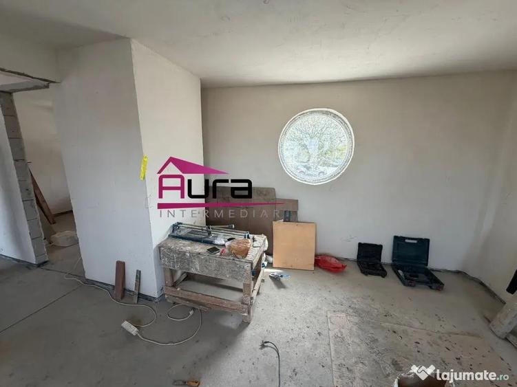 Casă cu 4 camere cu Teren 140 Mp în Neptun