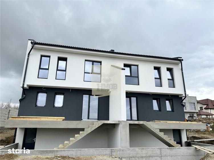 Casă cu 4 camere cu Teren 300 Mp în Central