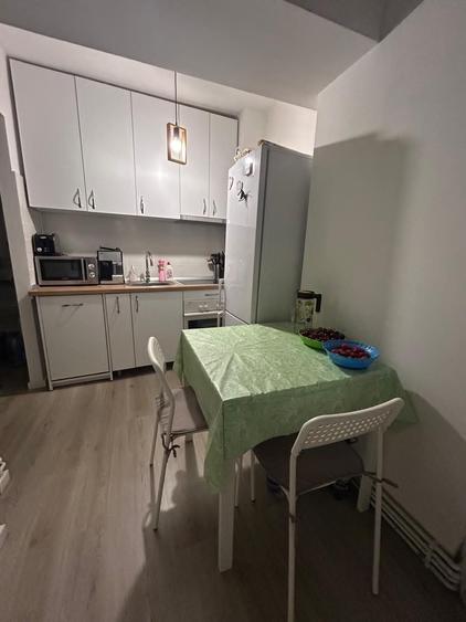 Garsonieră semidecomandată în Central