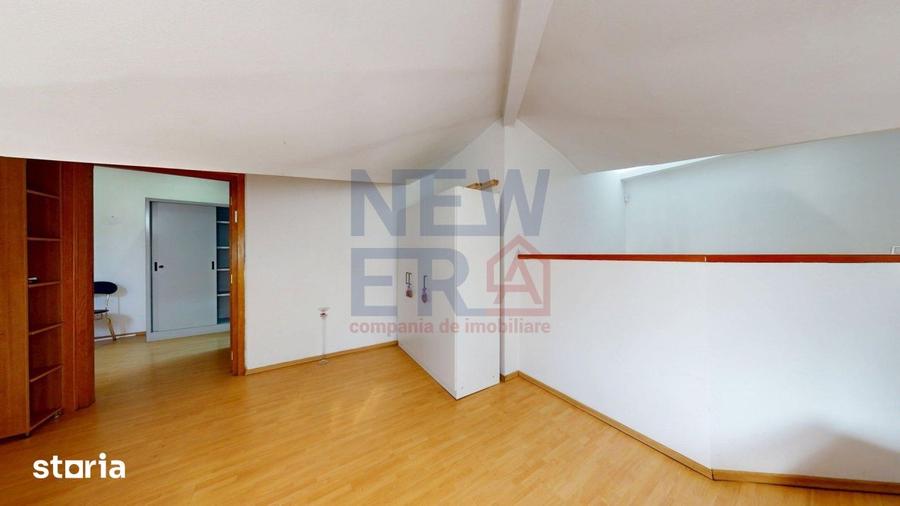 Casă cu 9 camere cu Teren 221 Mp în Eminescu