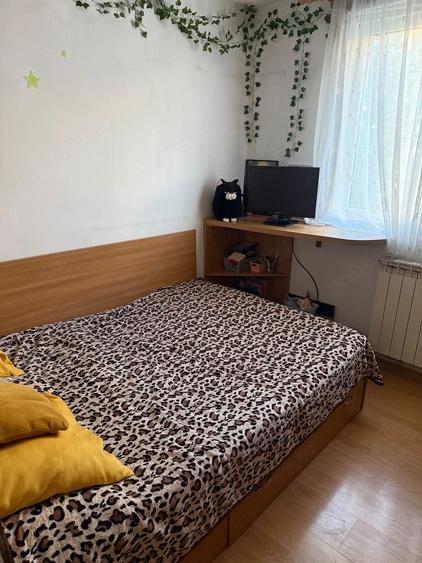 Apartament cu 3 camere semidecomandat în Brâncoveanu