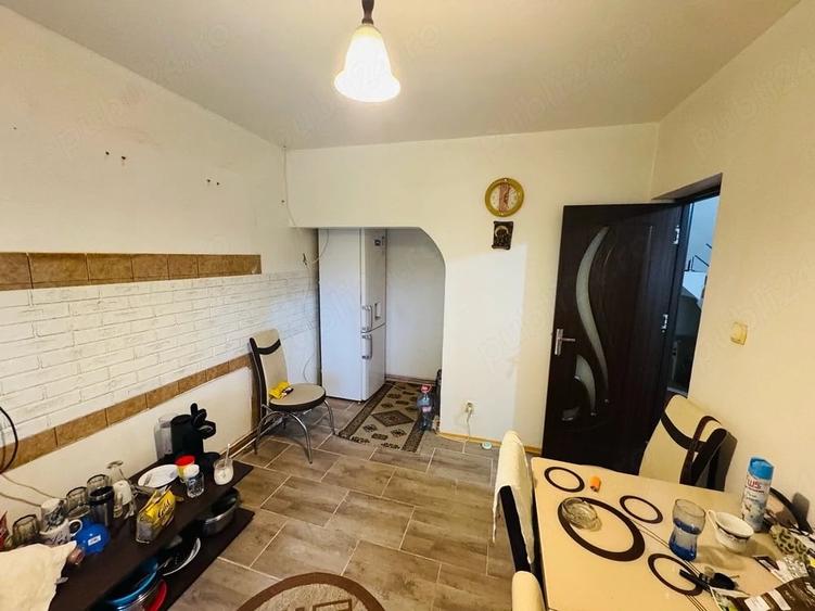 Casă cu Teren 300 Mp în Central