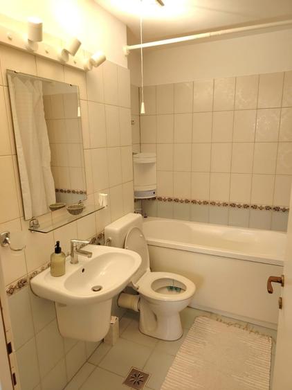 Garsonieră decomandată în Soarelui