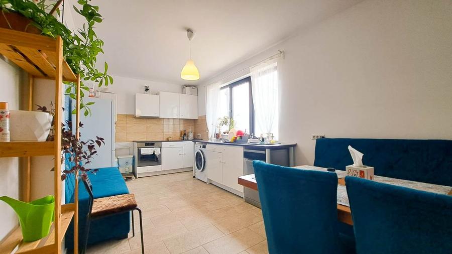 Casă individuală cu 4 camere cu Teren 340 Mp în Tunari