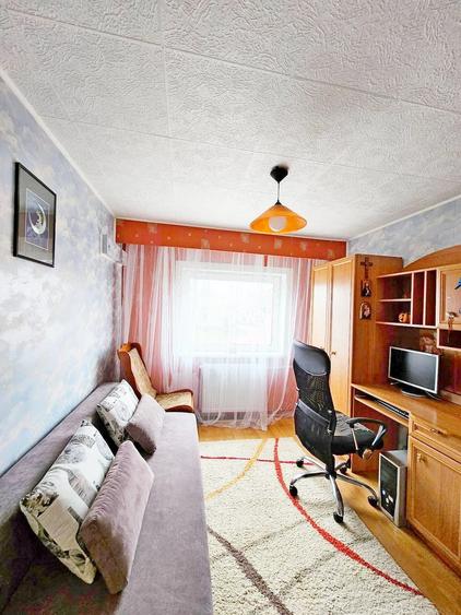 Apartament cu 4 camere semidecomandat în Dorobanților