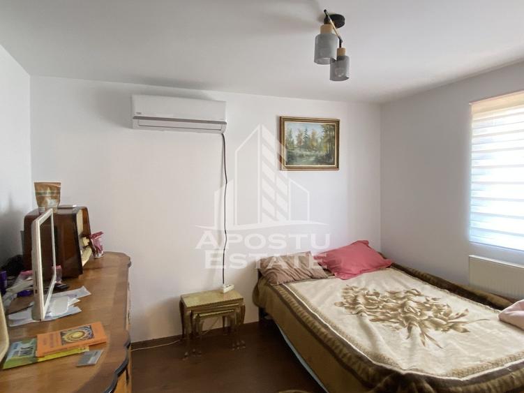 Casă individuală cu 6 camere cu Piscina în Jebel