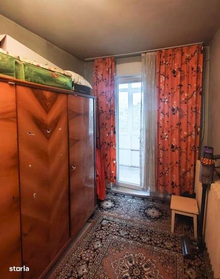 Apartament semidecomandat - 3