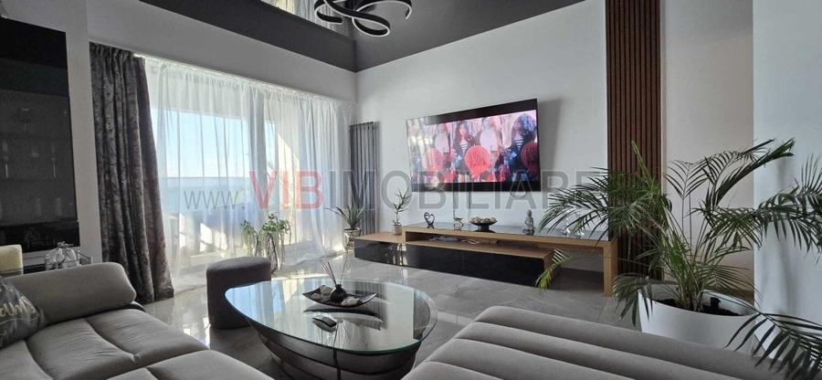 Apartament cu 2 camere decomandat, mobilat în Central