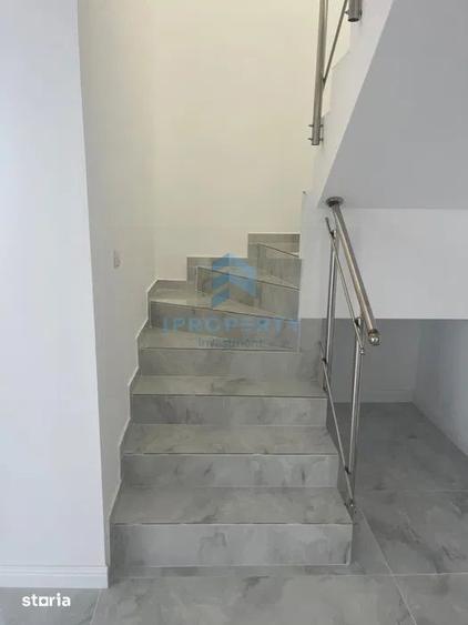 Casă cu 4 camere cu Canalizare în Dobroești