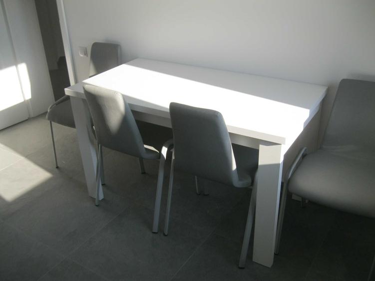 Apartament cu 2 camere decomandat în Zorilor