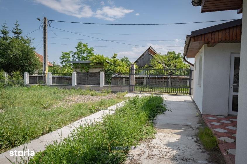 Casă cu 4 camere cu Teren 754 Mp în Moinești