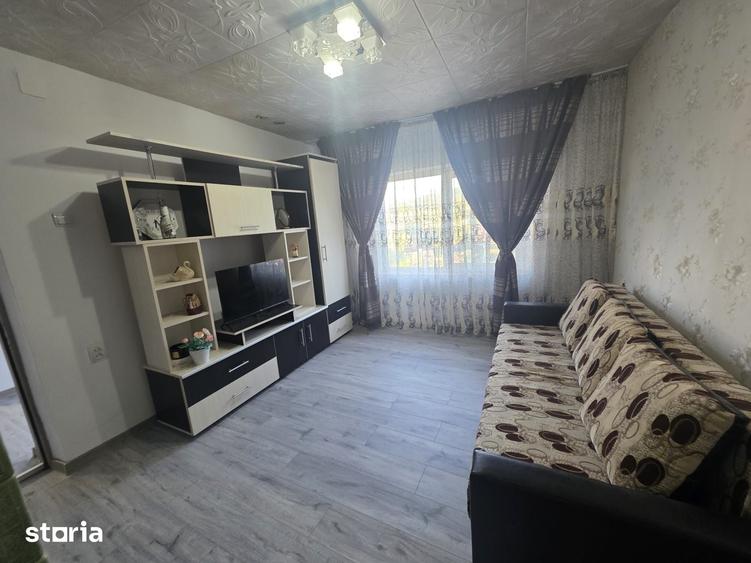 Casă cu 2 camere cu Teren 1300 Mp în Davidești